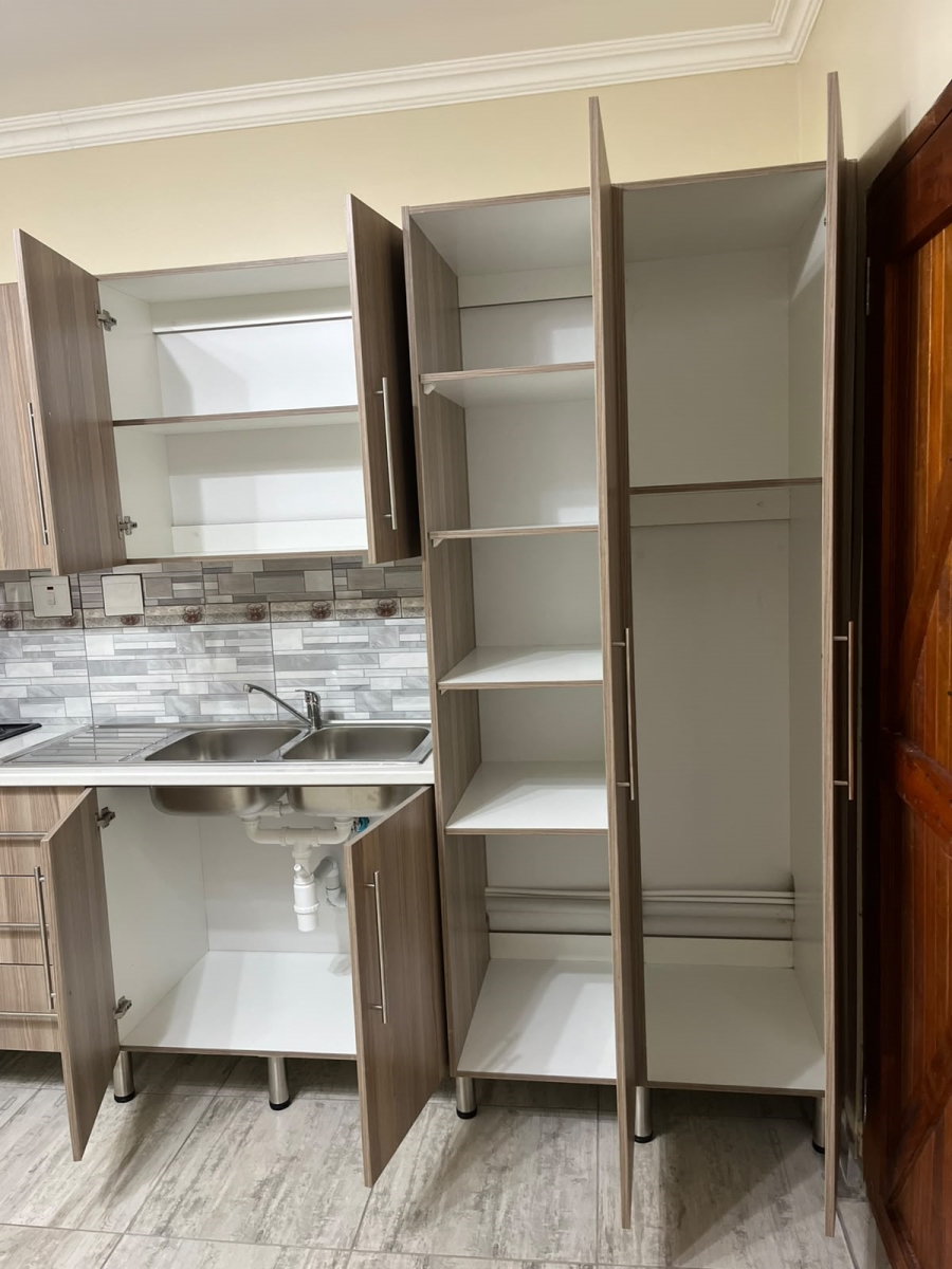 To Let 1 Bedroom Property for Rent in Beacon Bay Eastern Cape